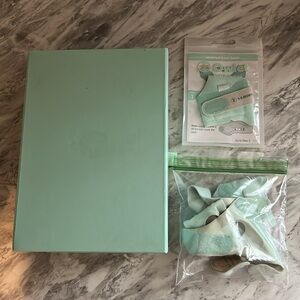 Owlet® Dream Duo 2 Smart Baby Monitor: FDA-Cleared Dream Sock® plus Owlet Cam 2